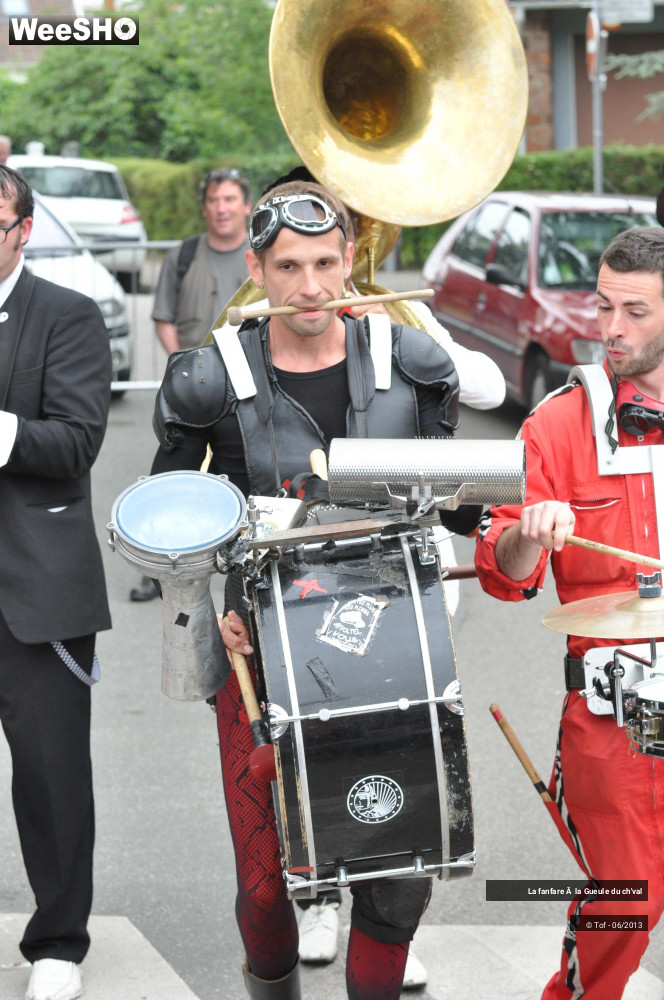 38/56 photos du spectacle La fanfare à la Gueule du ch'val